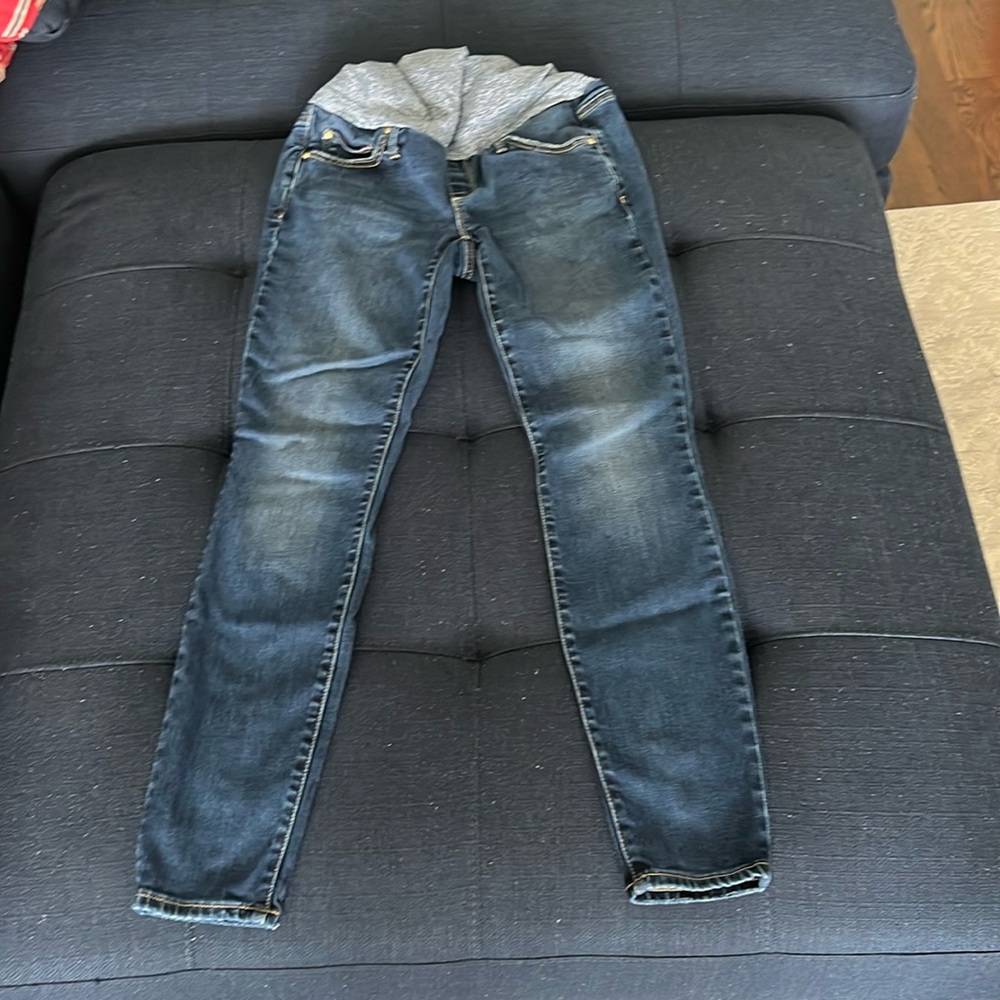 Gap Skinny Maternity Jeans size 26